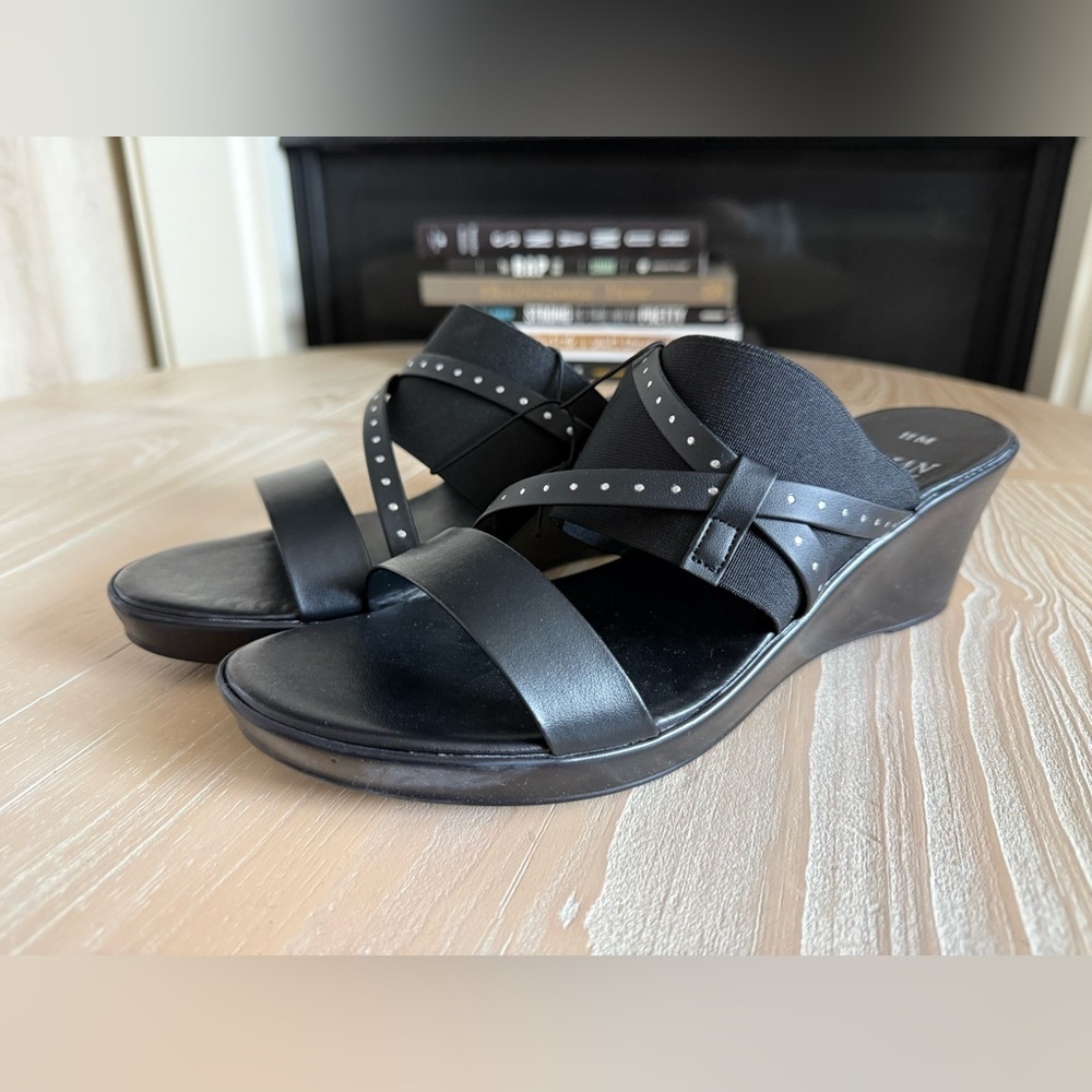 Italian Shoemakers|Black Wedge Sandals with studded detail,made in Italy,NWT•11